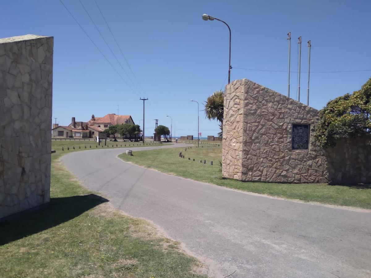 Casa De Piedra - A 2 Cuadras Del Mar - Solo Familias *